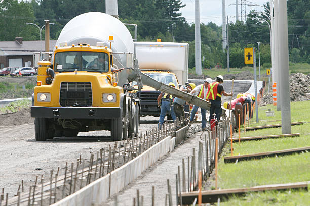 Best Concrete Retaining Walls in Lake Magdalene, FL